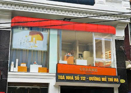 A store front with a sign on itAI-generated content may be incorrect.